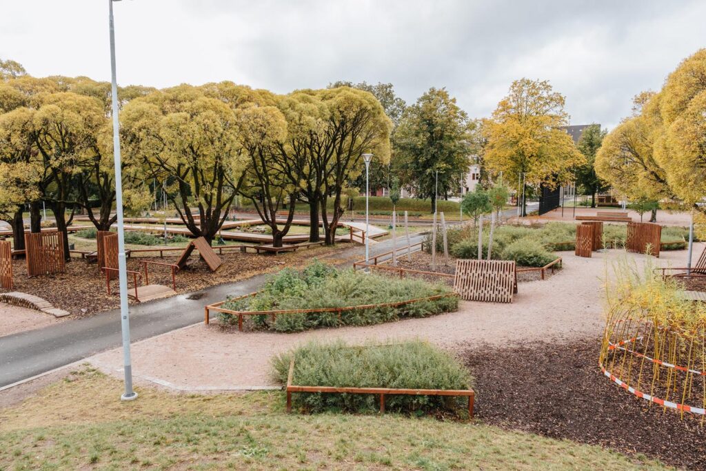 Kvarngärdesskolan. Nyproduktion av skola, idrottshall och utemiljö.